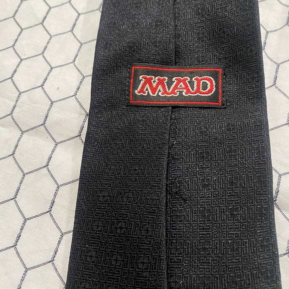 Vintage 1992 MAD Comic Book/Magazine All Silk Tie Spy vs Spy …. Alfred E Newman - Picture 6 of 8